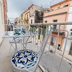 - Le Tre Comari