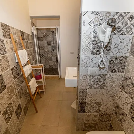 - Le Tre Comari 3* Ragusa